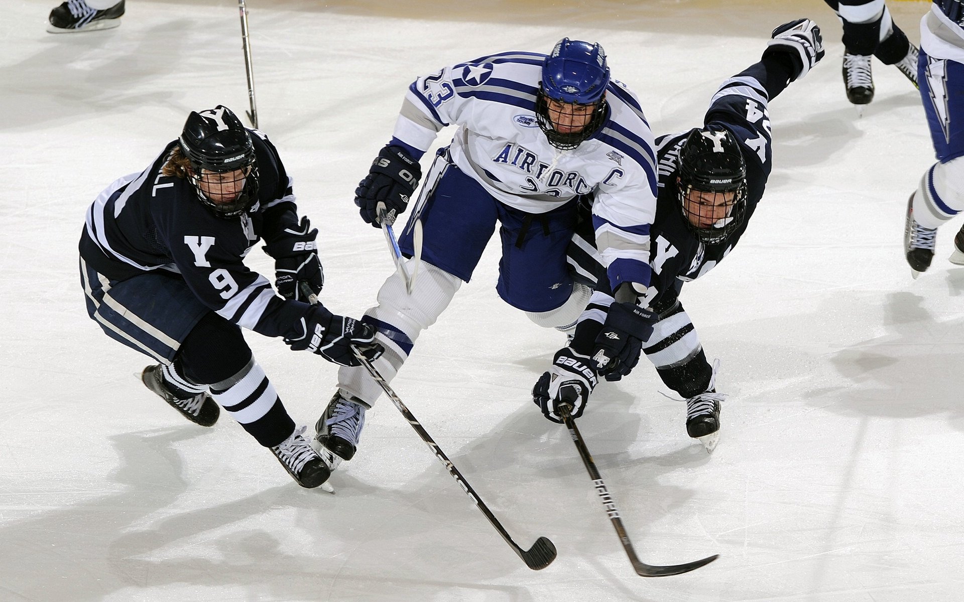 九游娱乐官网 (jiuyou)-“青训营地引入虚拟仿真技术，训练效果显著提升”，虚拟训练系统