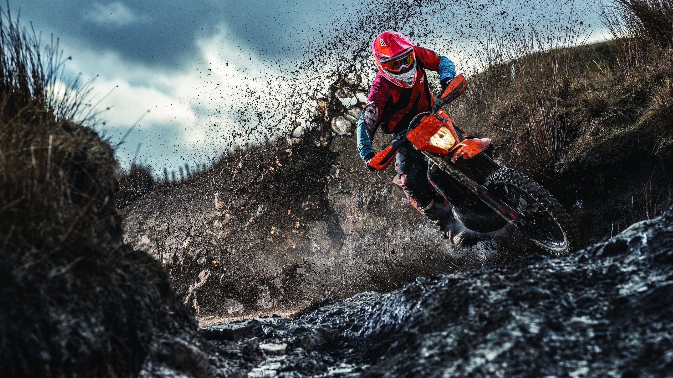 九游网-【传感器革新】让球飞行瞬间尽收眼底，科技让极限运动更危险也更安全！